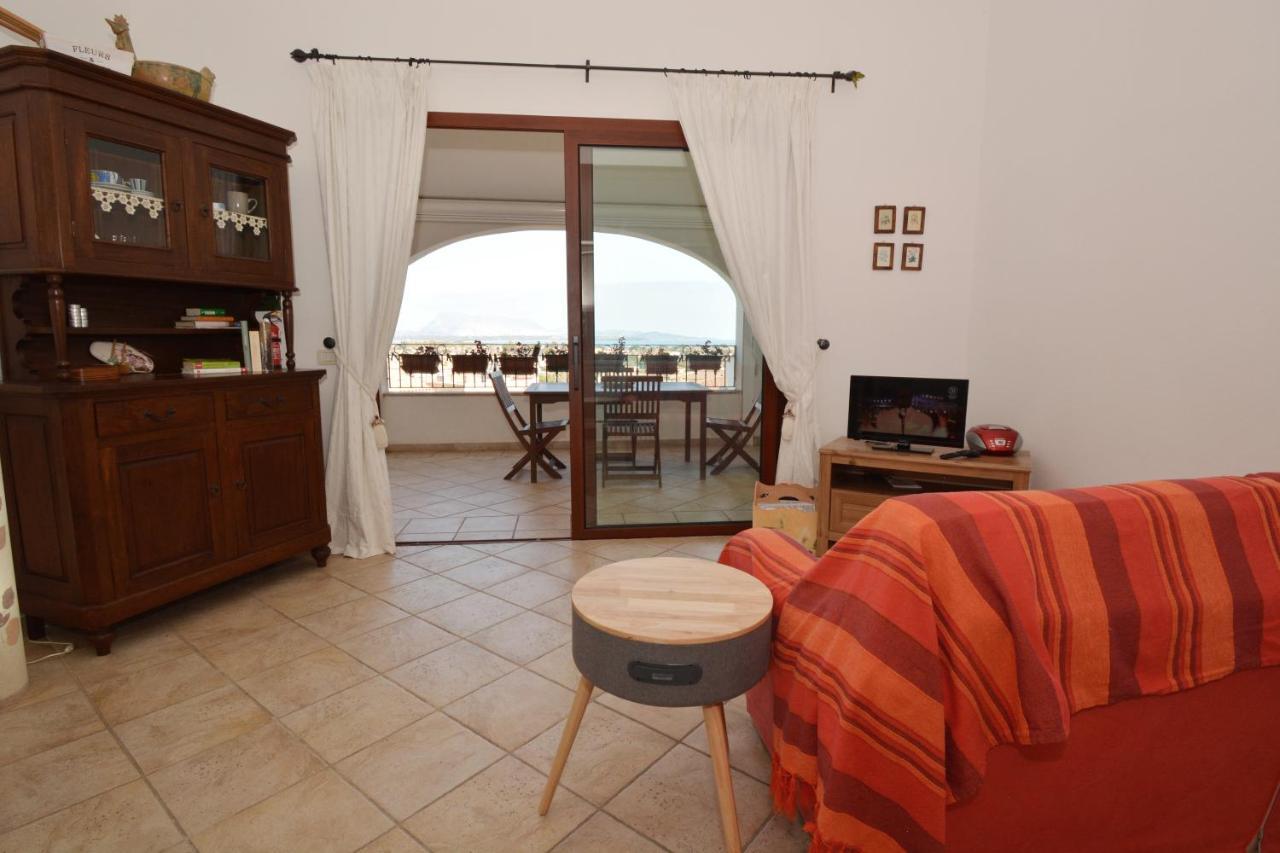 Citai Con Splendida Vista Mare Lägenhet San Teodoro  Exteriör bild