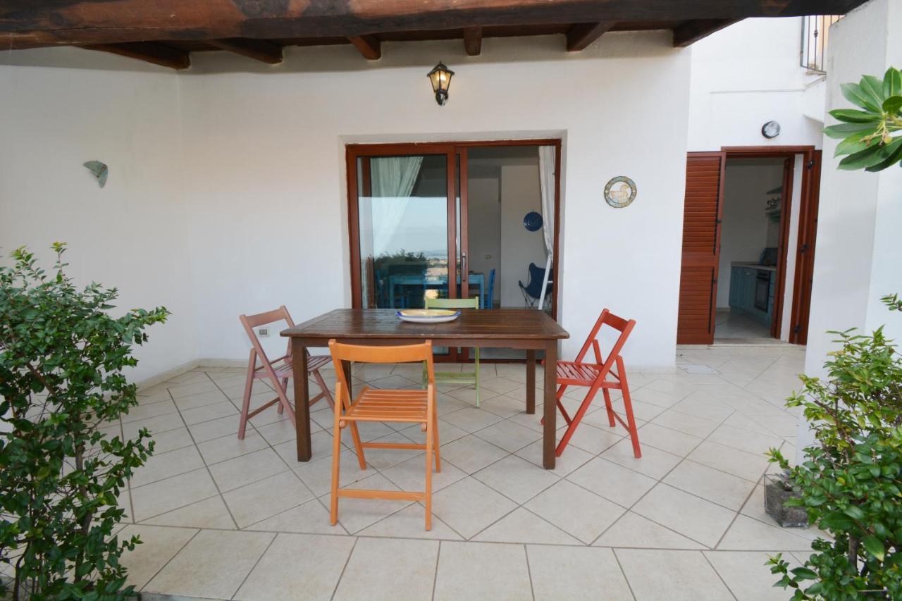Citai Con Splendida Vista Mare Lägenhet San Teodoro  Exteriör bild
